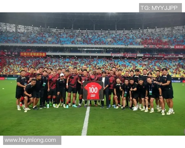 成都足球队实力分析及联赛表现评估探讨