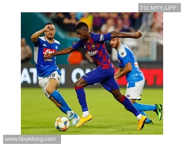 欧洲足球明星的身材与风格对比分析及其影响力探讨 欧洲足球明星的身材与风格对比分析及其影响力探讨