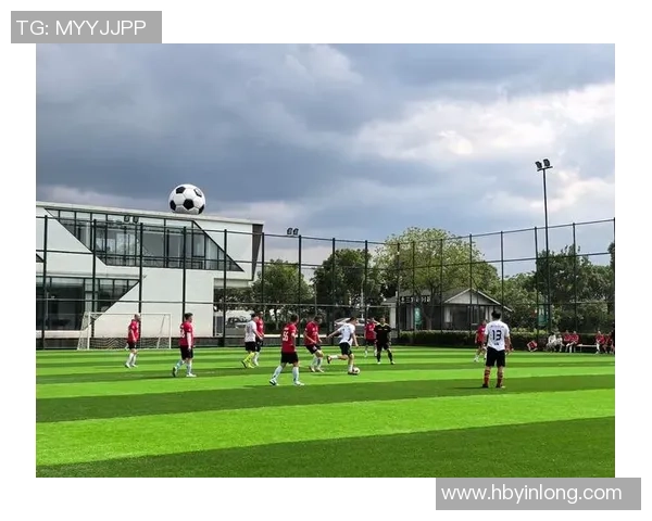 足球明星齐聚上海引领全球足球热潮助力城市文化发展